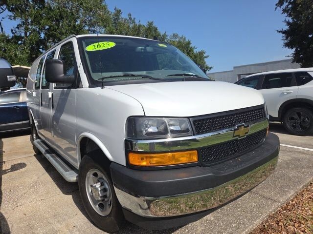 2025 CHEVROLET Express