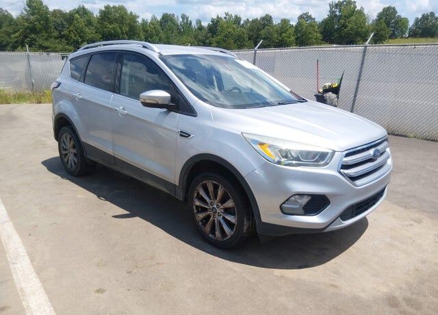 2017 FORD Escape