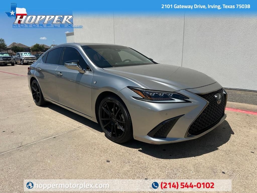 2020 LEXUS ES