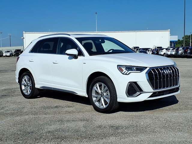 2024 AUDI Q3