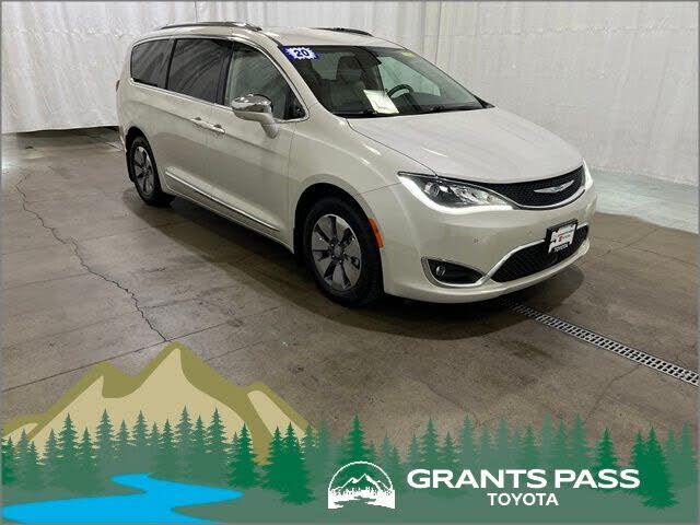 2020 CHRYSLER Pacifica