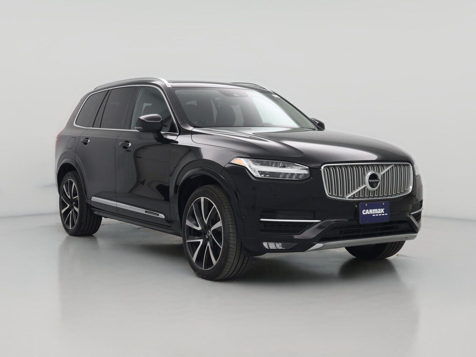 2019 VOLVO XC90