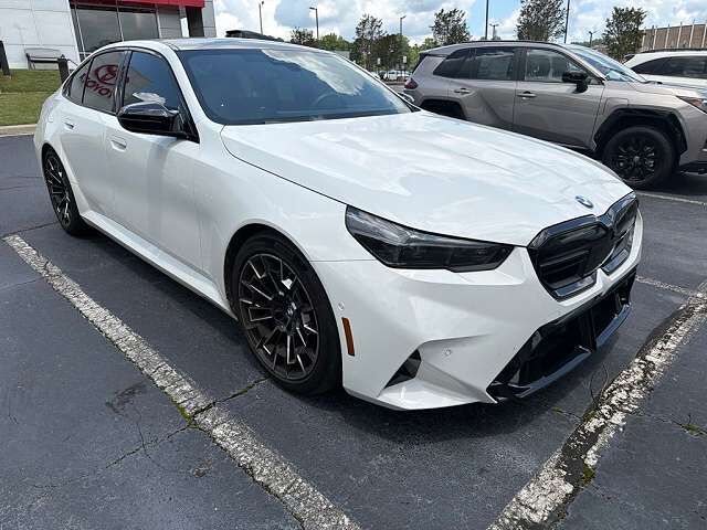 2025 BMW M5