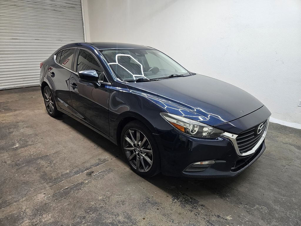 2018 MAZDA Mazda3