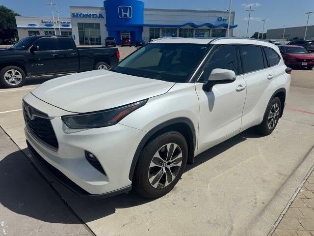 2023 BMW X7