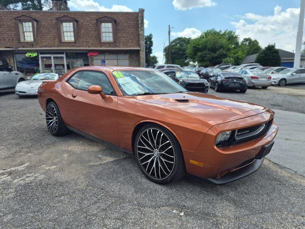2011 DODGE Challenger
