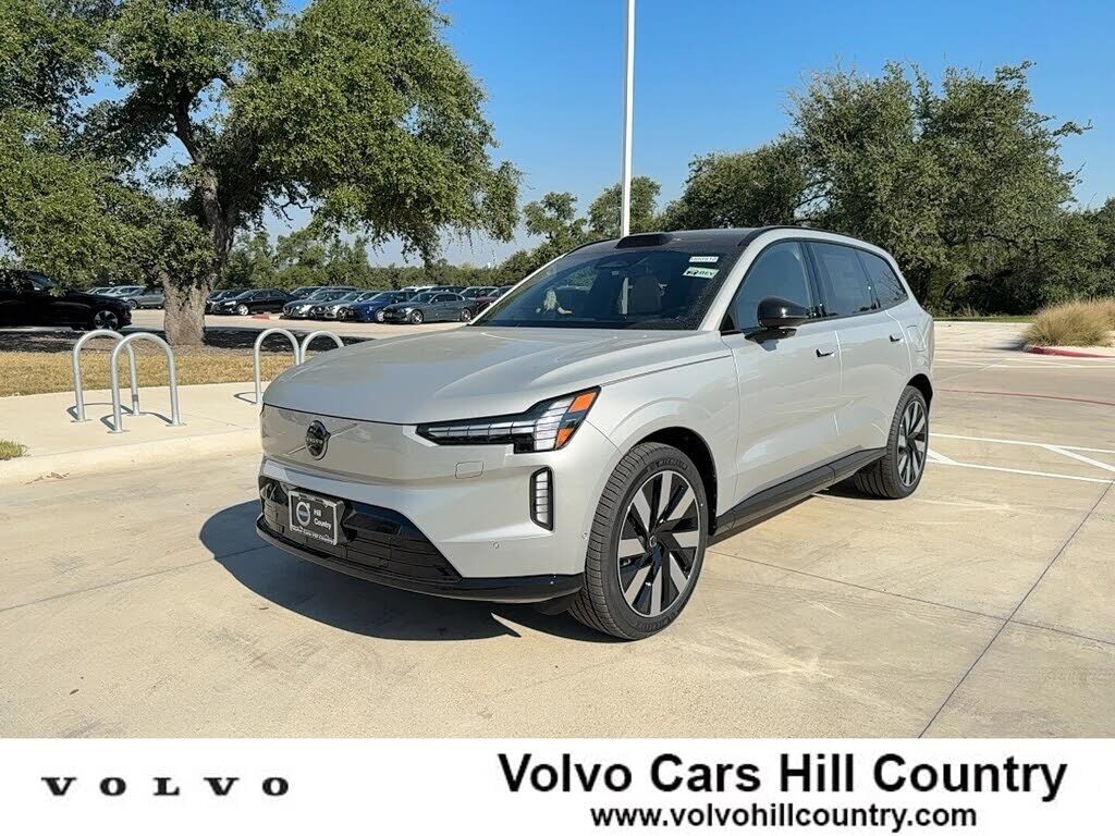 2025 VOLVO EX90