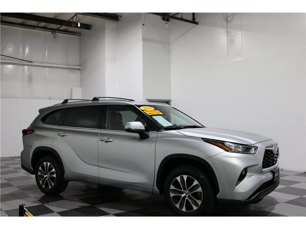 2020 TOYOTA Highlander