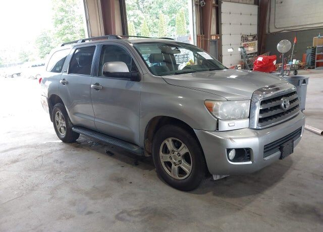 2016 TOYOTA Sequoia