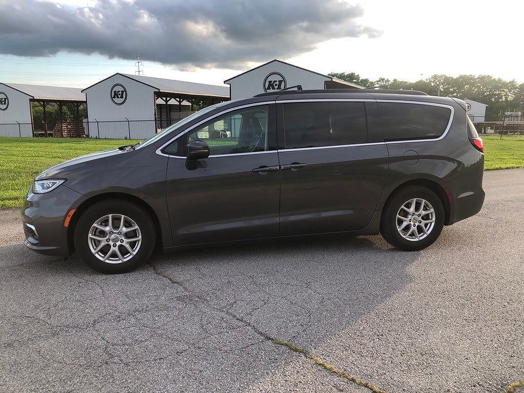 2022 CHRYSLER Pacifica