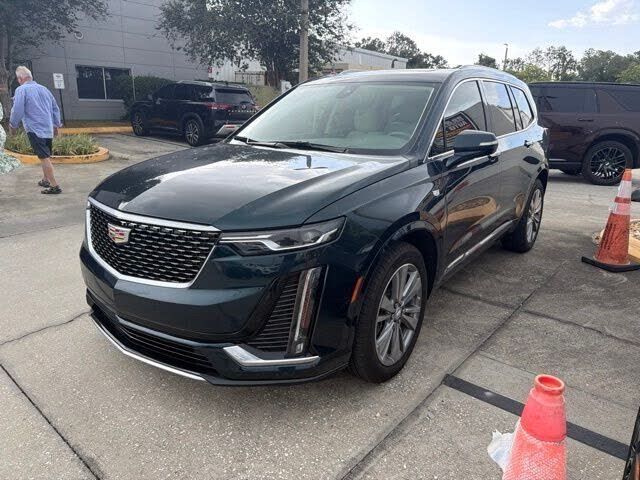2025 CADILLAC XT6