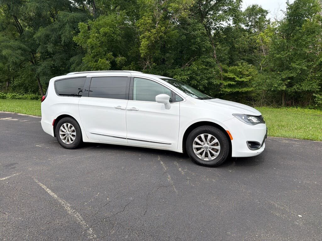 2018 CHRYSLER Pacifica