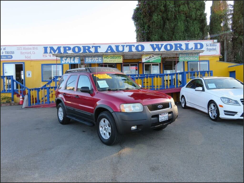 2004 FORD Escape