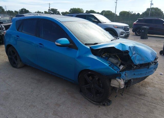 2010 MAZDA Mazda3