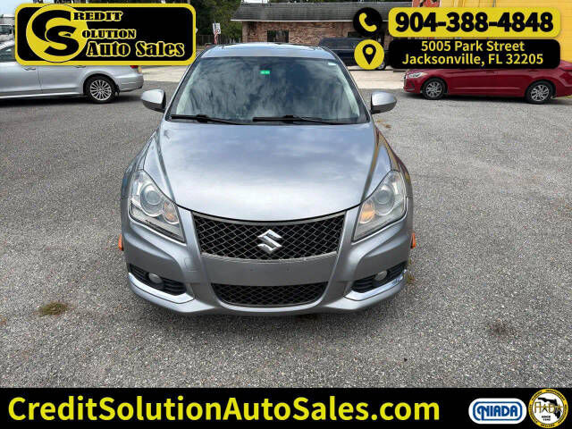 2013 SUZUKI Kizashi