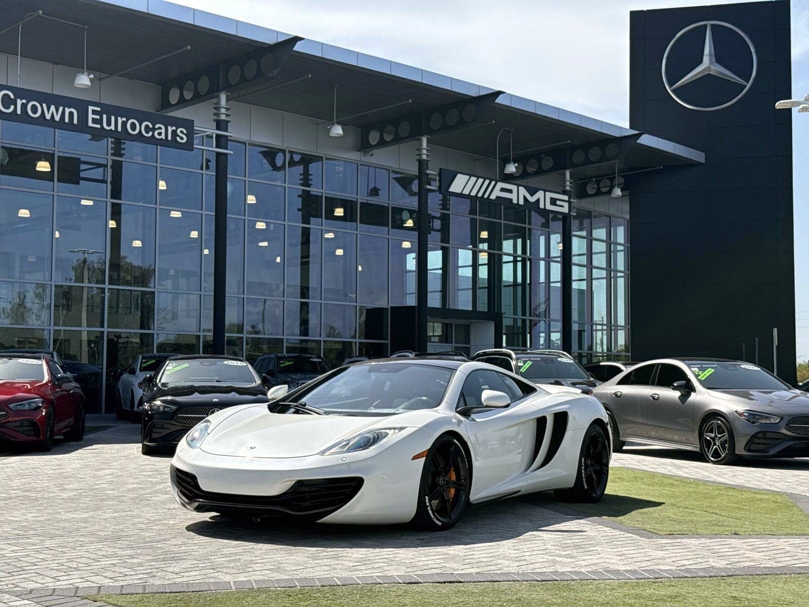 2012 MCLAREN MP4-12C