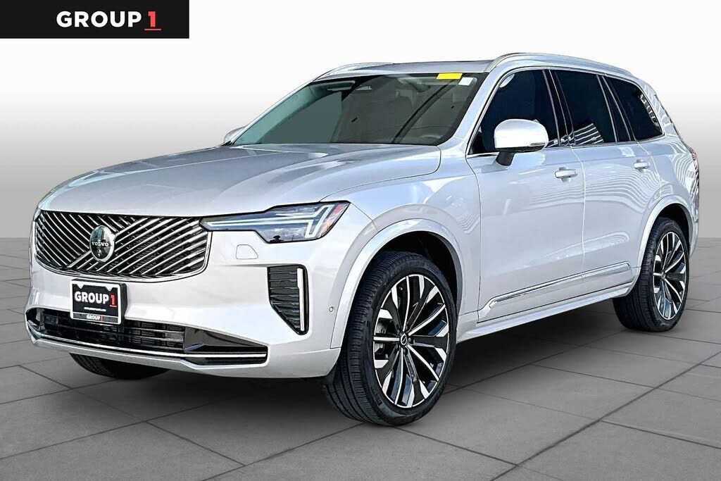 2025 VOLVO XC90