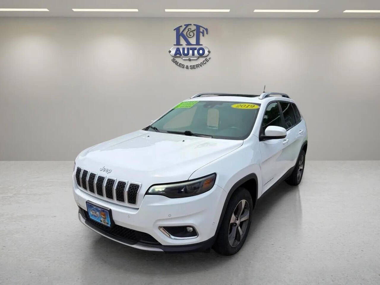 2019 JEEP Cherokee