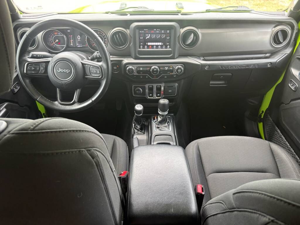 2021 JEEP Wrangler