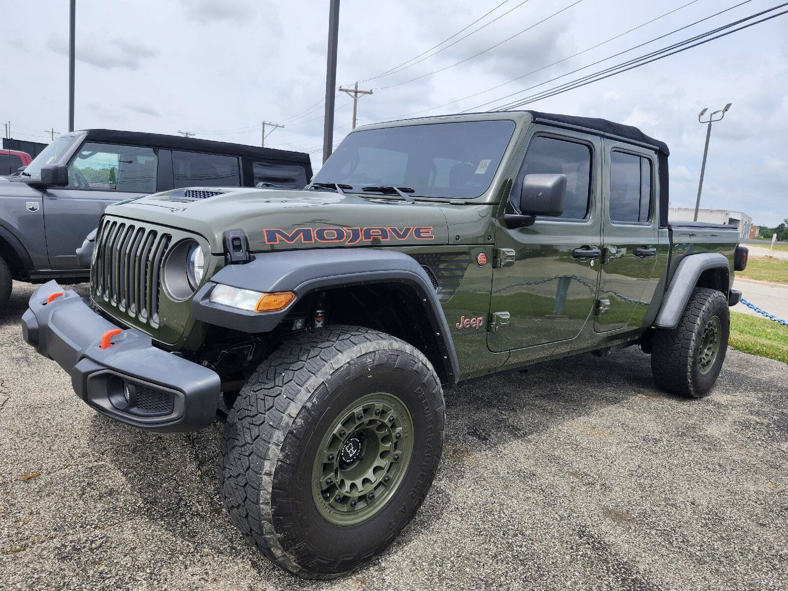 2021 JEEP Gladiator