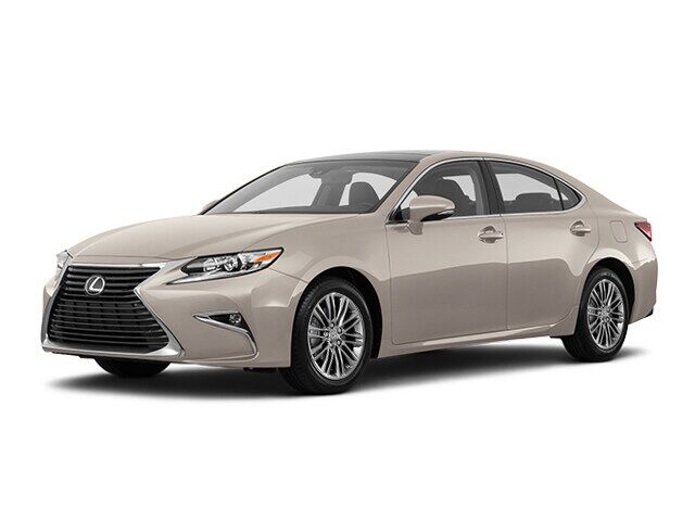 2018 LEXUS ES