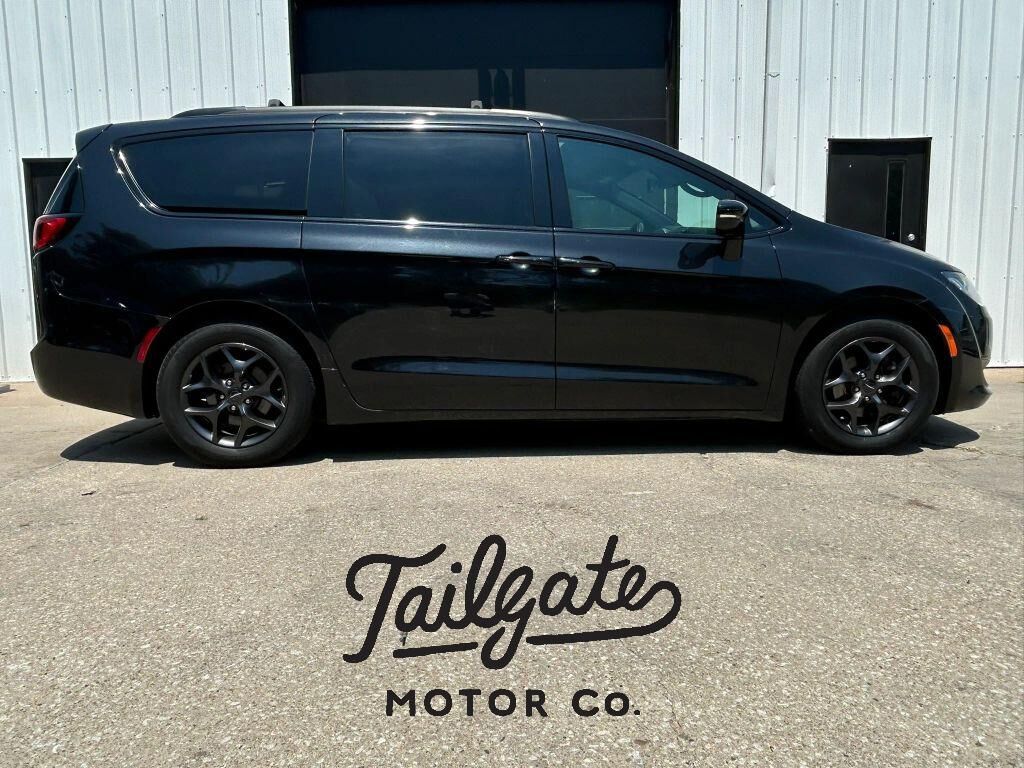 2018 CHRYSLER Pacifica