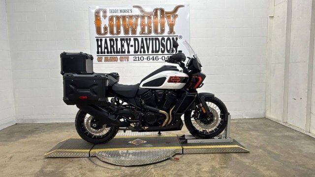 2026 HARLEY-DAVIDSON Pan America