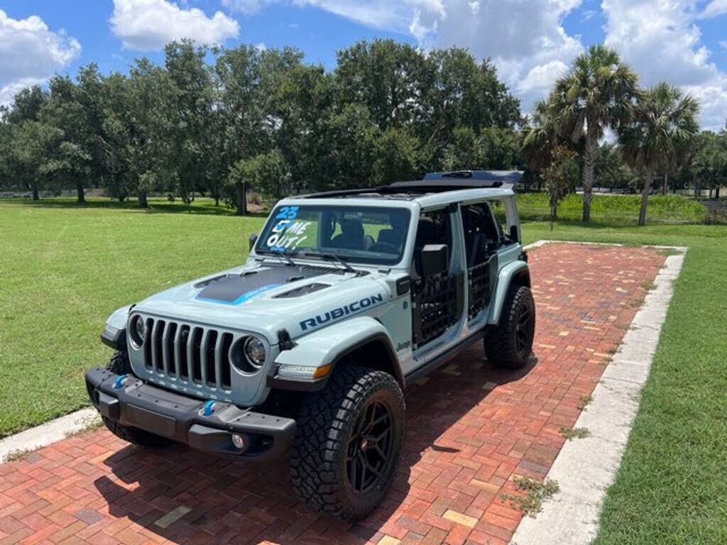 2023 JEEP Wrangler