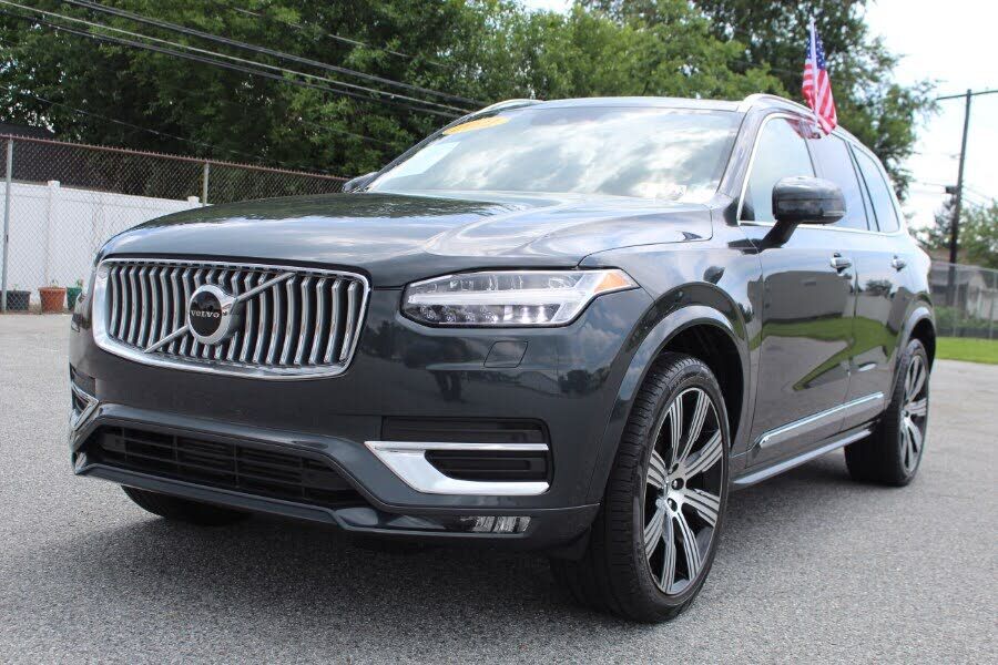 2021 VOLVO XC90