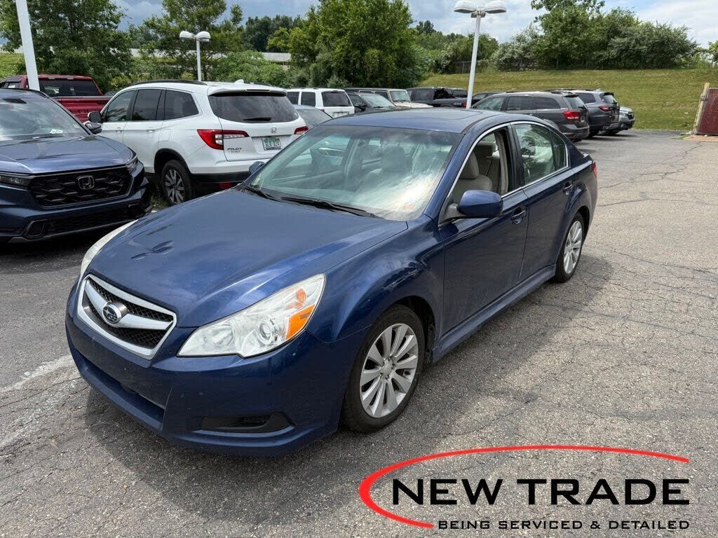 2010 SUBARU Legacy