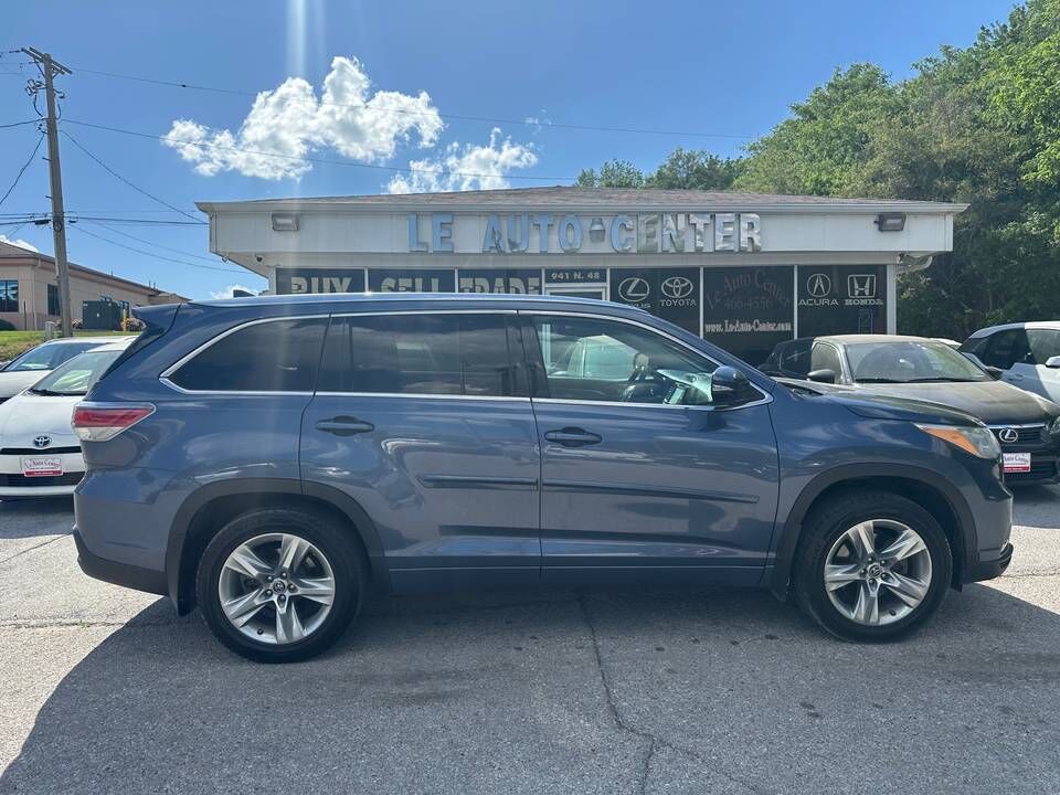 2016 TOYOTA Highlander