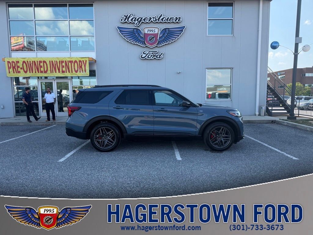 2025 FORD Explorer