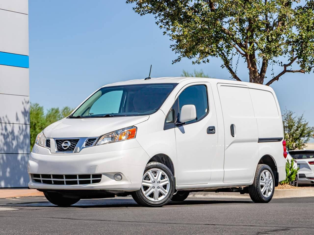 2020 NISSAN NV200