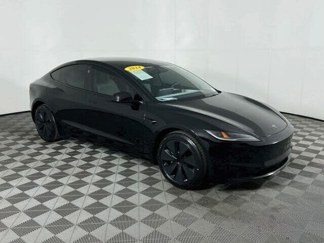 2024 TESLA Model 3