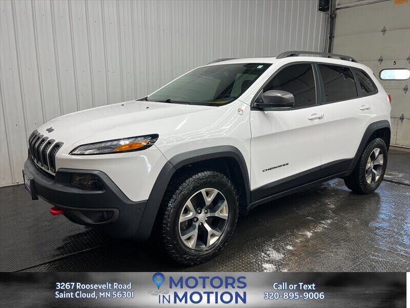 2017 JEEP Cherokee