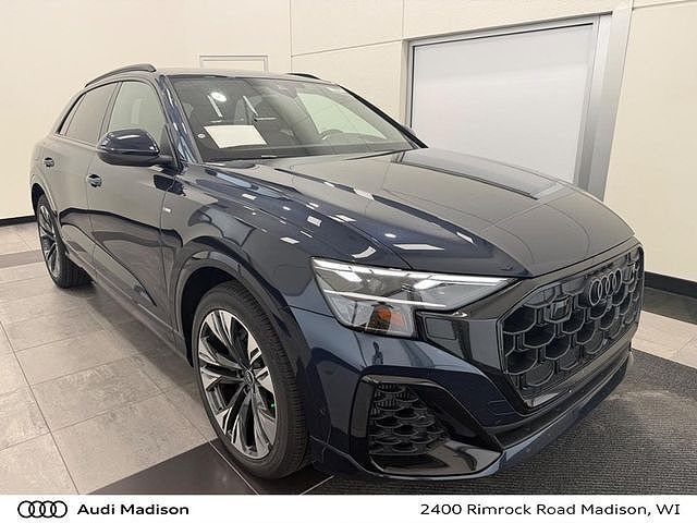 2026 AUDI Q8