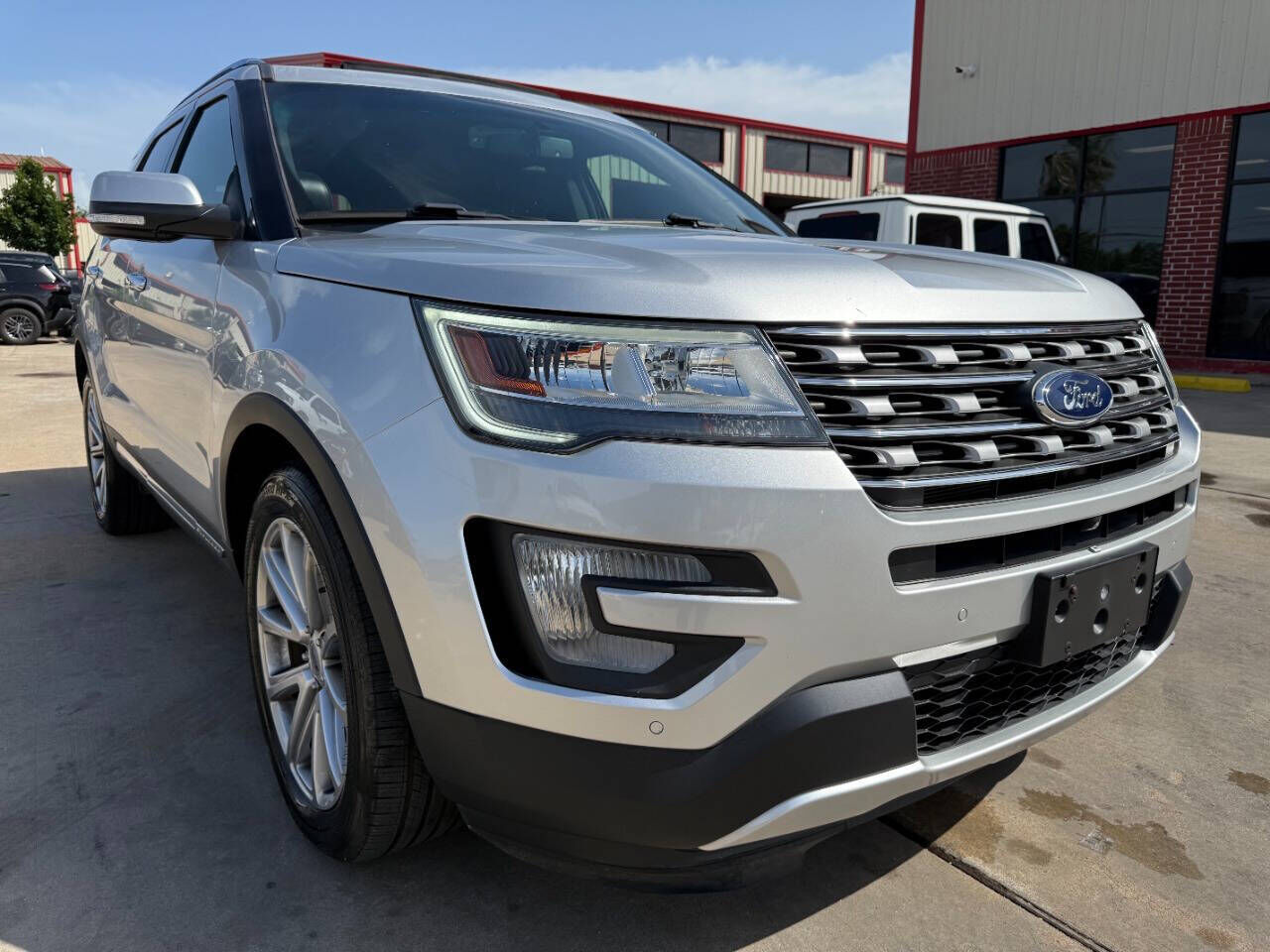 2016 FORD Explorer