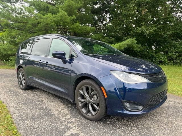 2020 CHRYSLER Pacifica