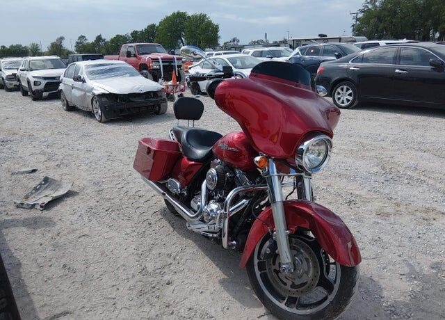 2012 HARLEY DAVIDSON Street Glide 103
