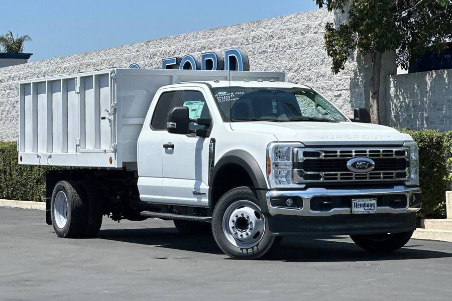 2024 FORD F-550