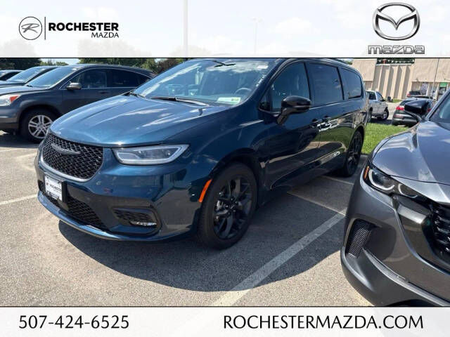 2025 CHRYSLER Pacifica