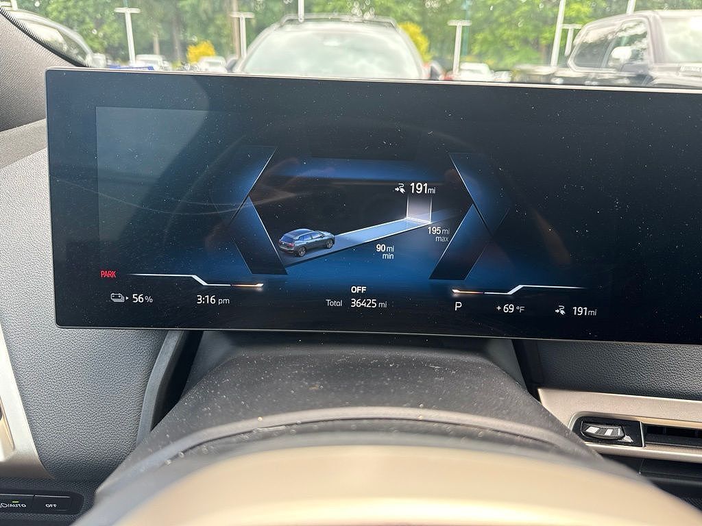 2022 BMW ix