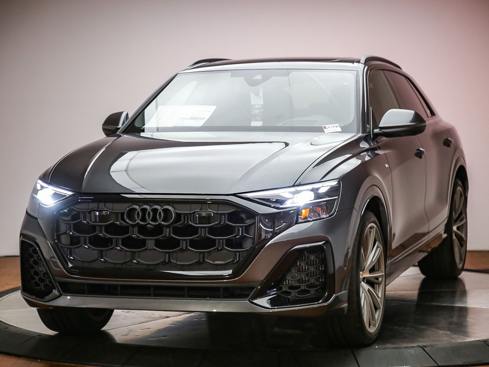 2026 AUDI Q8