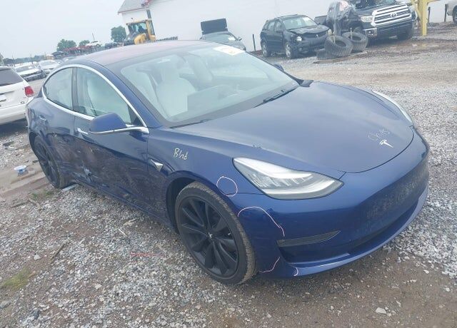 2018 TESLA Model 3