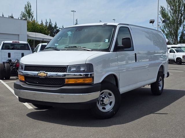 2025 CHEVROLET Express