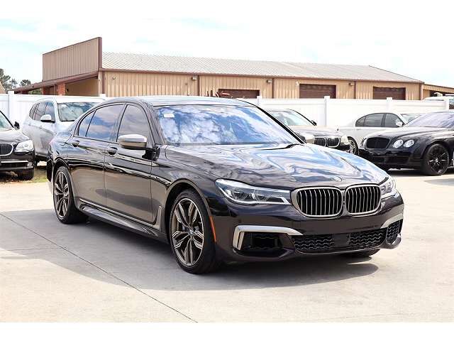 2018 BMW M7