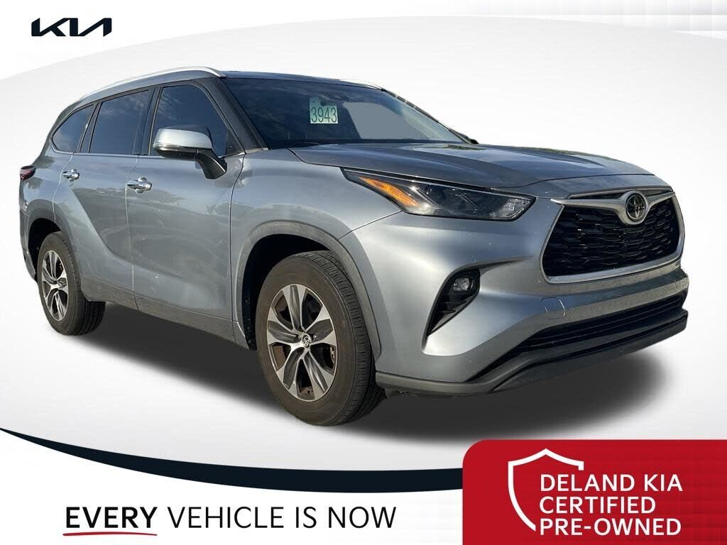 2022 TOYOTA Highlander