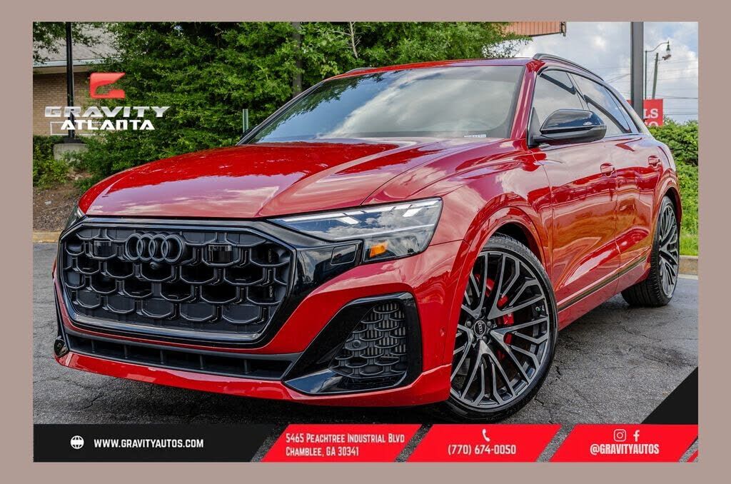 2024 AUDI SQ8