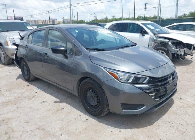 2024 NISSAN Versa