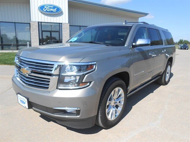 2019 CHEVROLET Suburban
